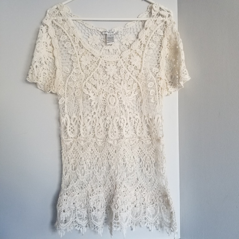 Ultra pink lace shirt women's large cream top - Picture 1 of 3